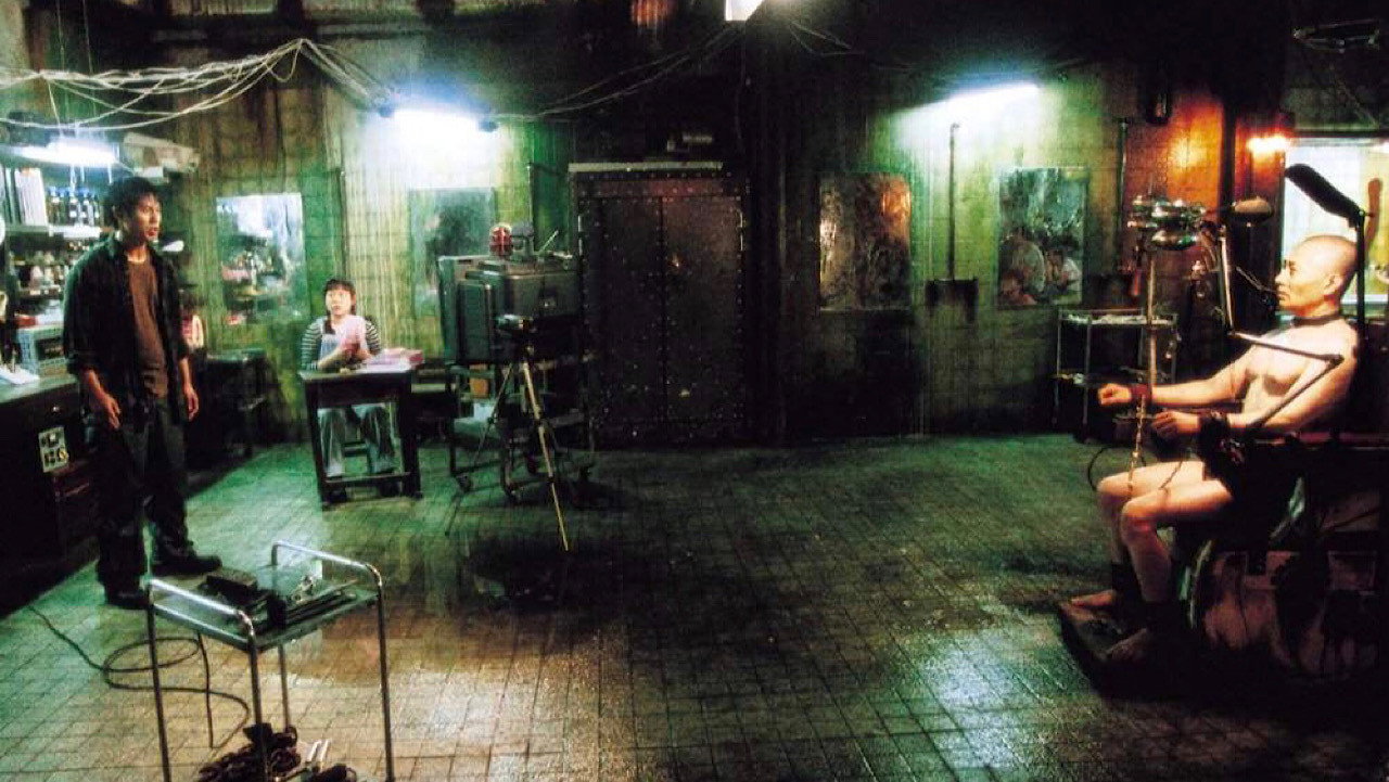 Save the Green Planet! (2003) movie backdrop