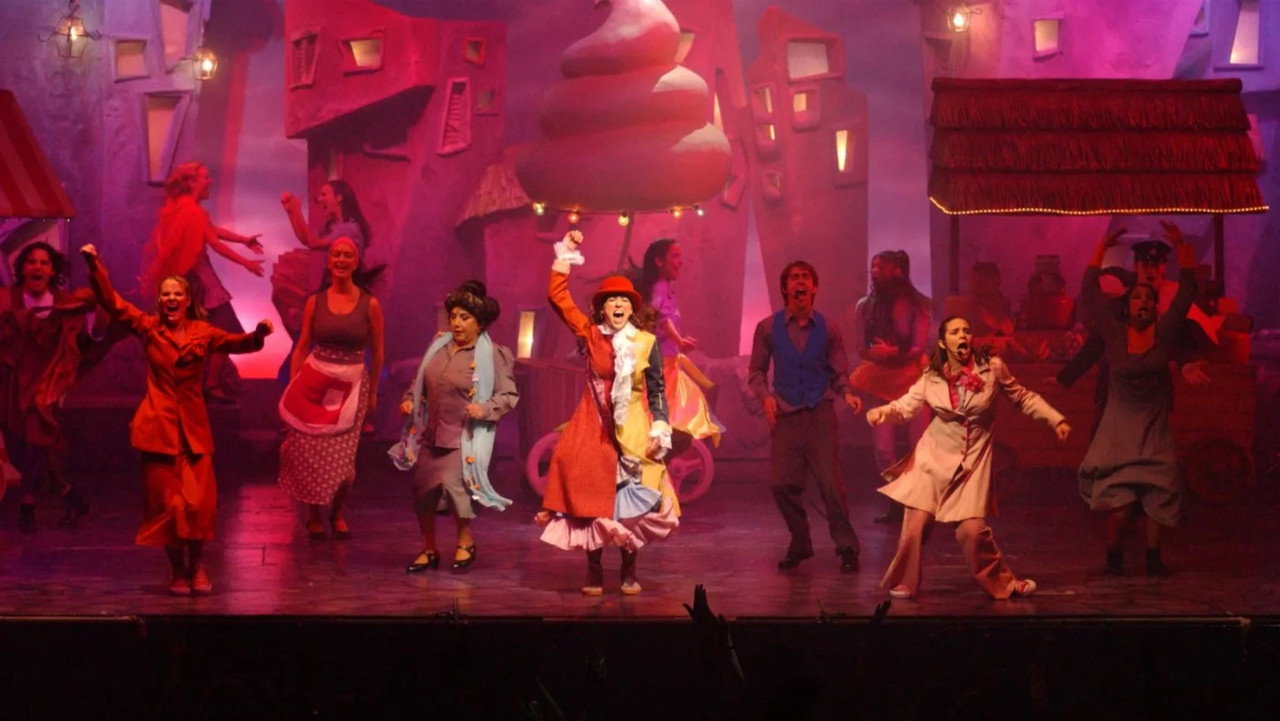 Flinderella in the theater (2004) movie backdrop
