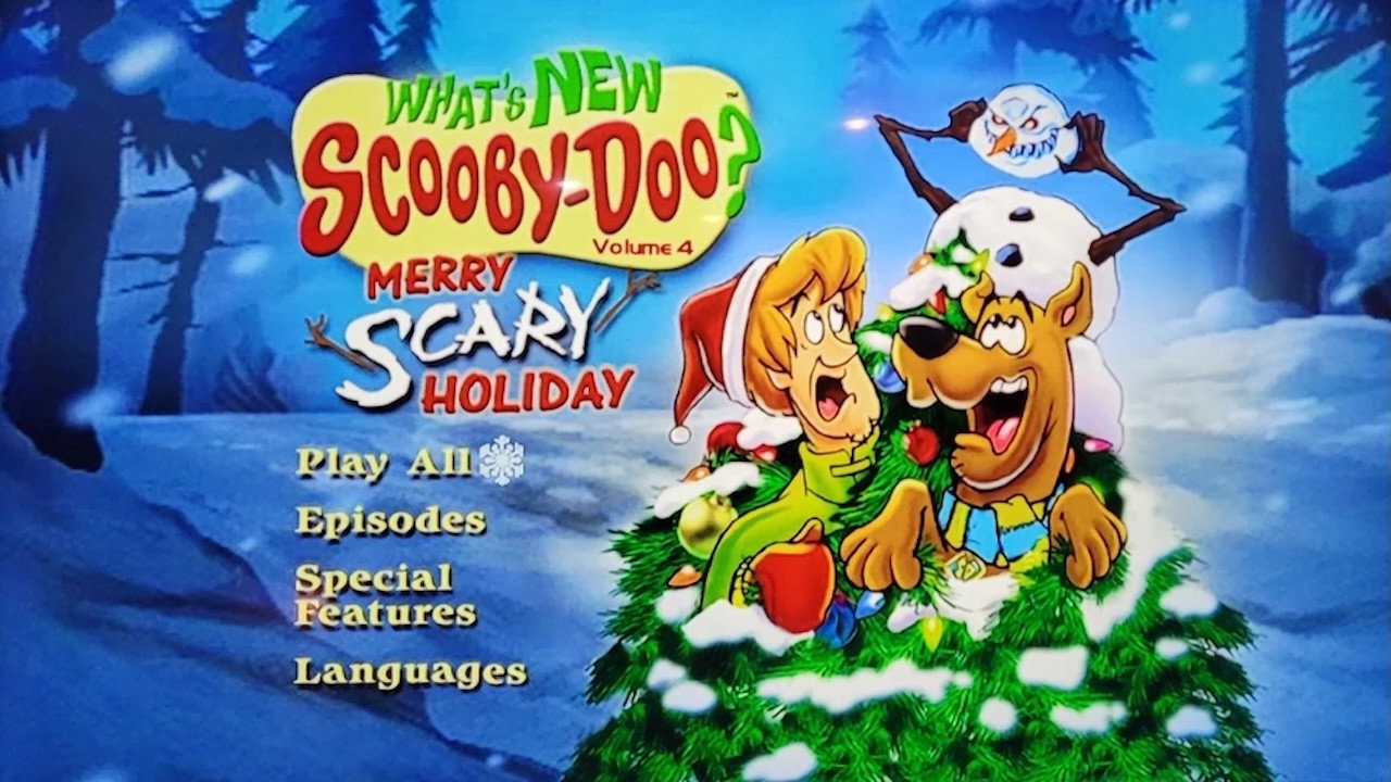 What's New Scooby-Doo? Vol. 4: Merry Scary Holiday (2004) movie backdrop