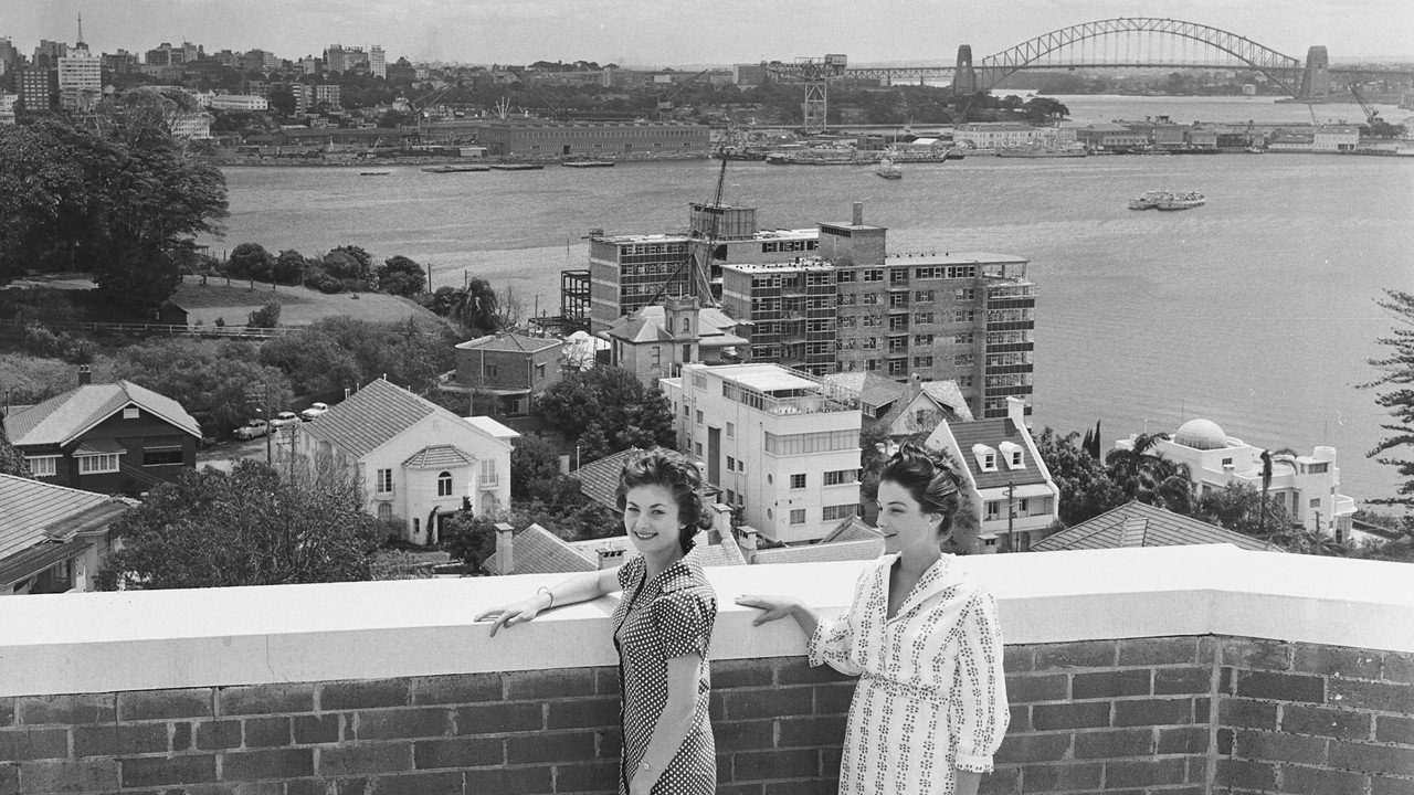 The Homes That Built Australia (2023) TV show backdrop
