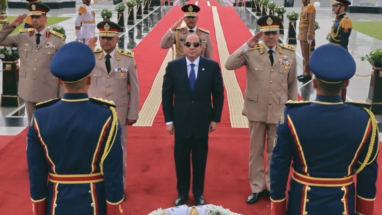 El-Sisi: Egypt's New Pharaoh (2025) movie backdrop