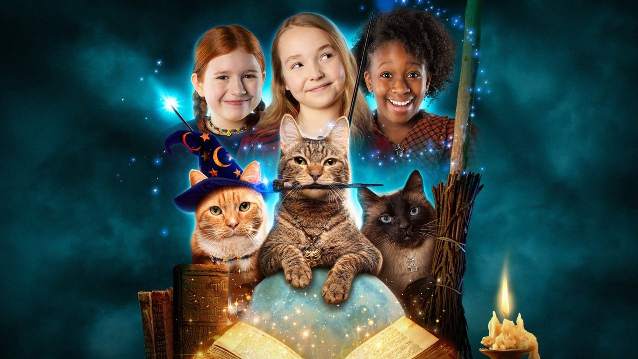 Scaredy Cats (2021) TV show backdrop