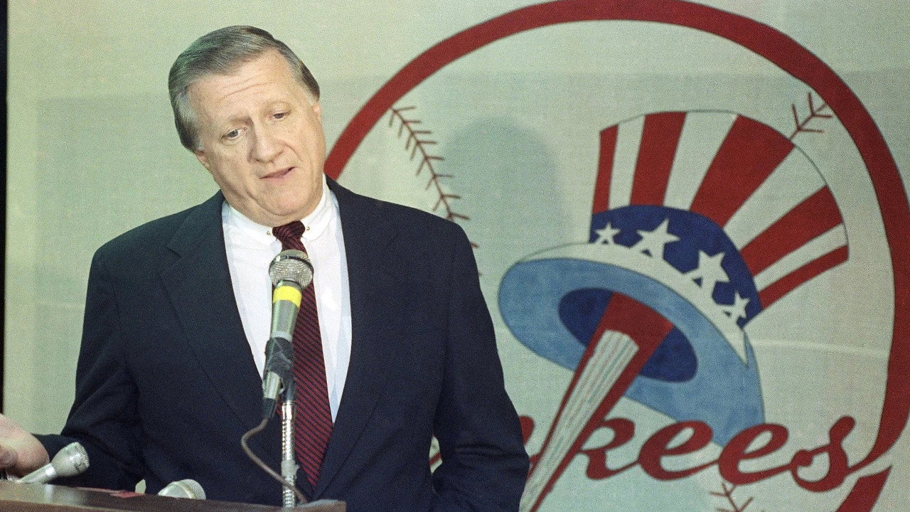 The House of Steinbrenner (2010) movie backdrop