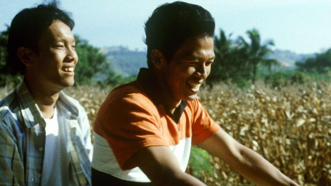 Tropical Malady (2004) movie backdrop