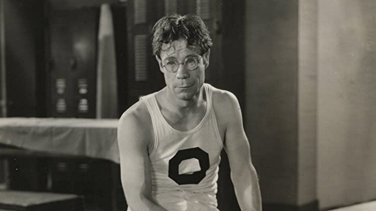 Local Boy Makes Good (1931) movie backdrop