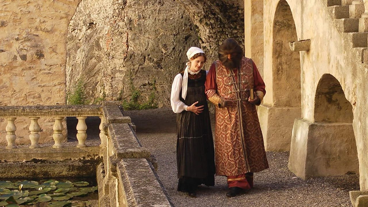 The Real Beauty and the Beast (2013) movie backdrop