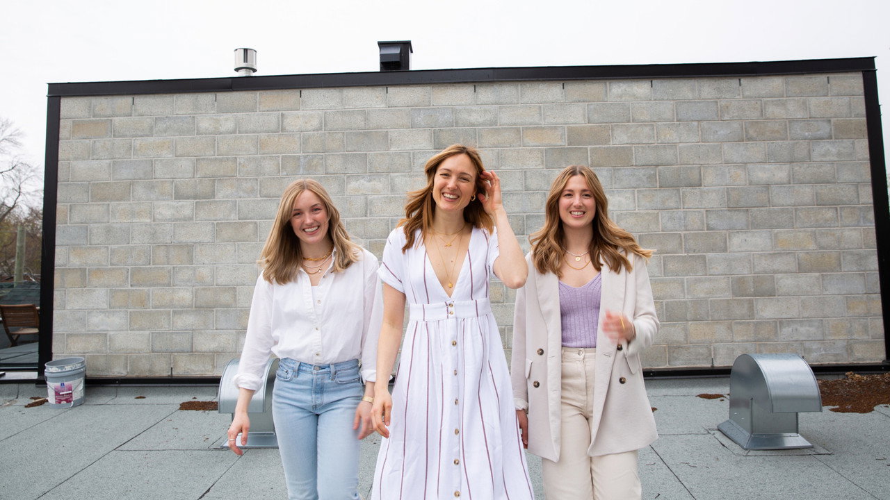 Les soeurs Dufour-Lapointe : d'un rêve à l'autre (2021) TV show backdrop