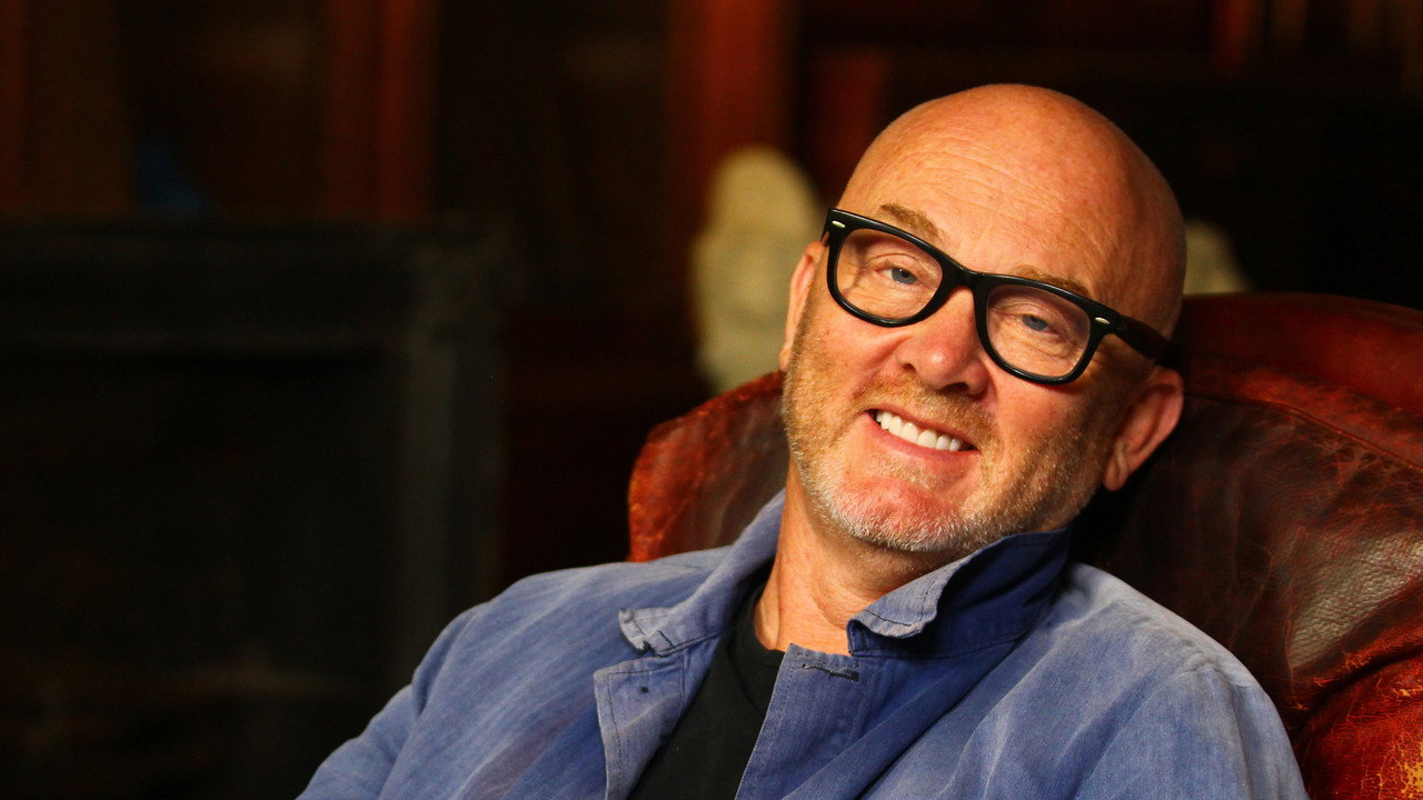 Salvage Hunters Best Buys (2016) TV show backdrop