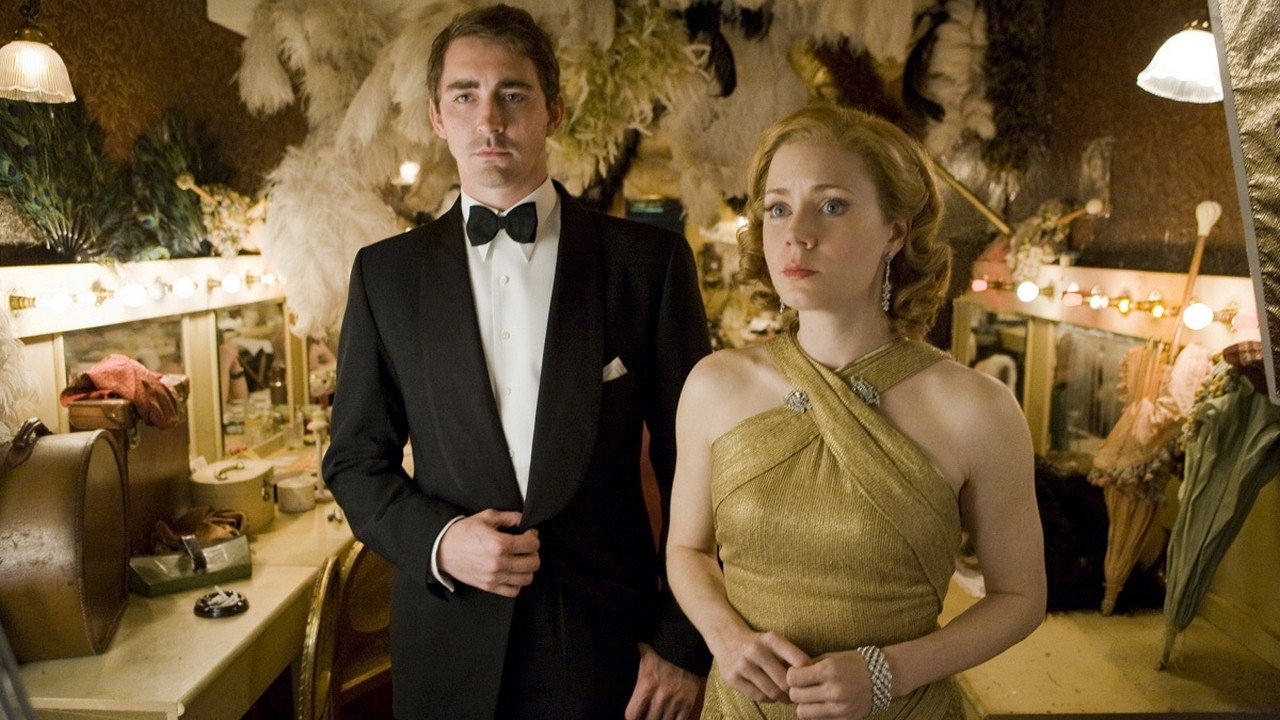 Miss Pettigrew Lives for a Day (2008) movie backdrop