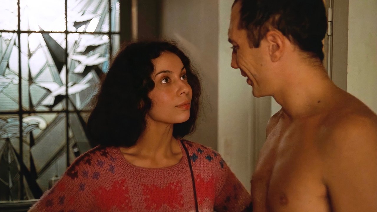 A Good Marriage (1982) movie backdrop
