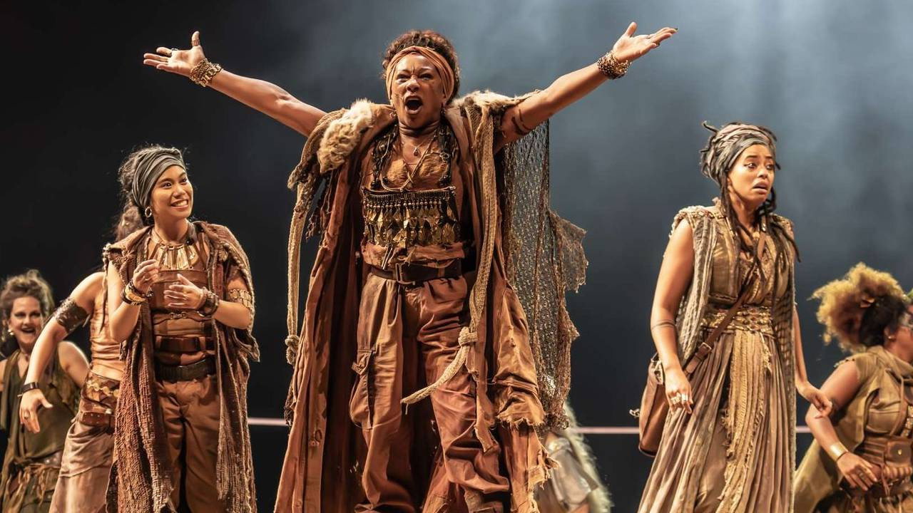 National Theatre Live: Bacchae (2025) movie backdrop