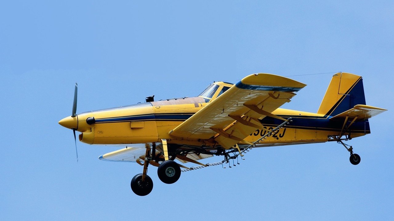Airplane Repo (2010) TV show backdrop