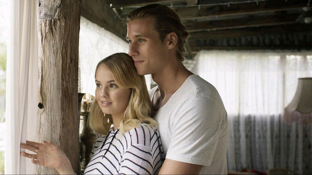 Rip Tide (2017) movie backdrop