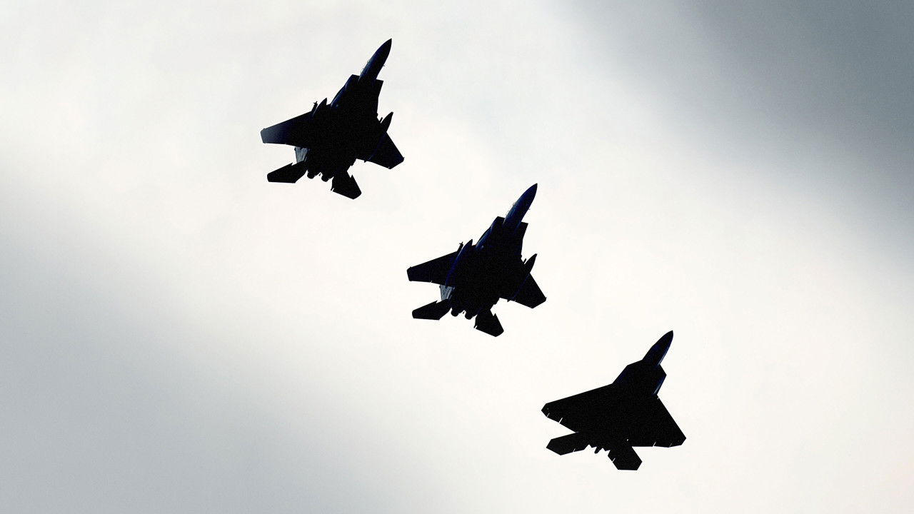 Air Warriors (2014) TV show backdrop