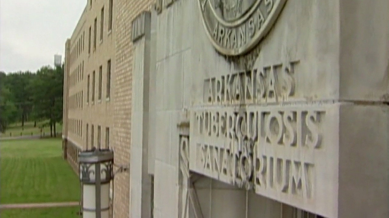 Sanatorium Hill (2001) movie backdrop