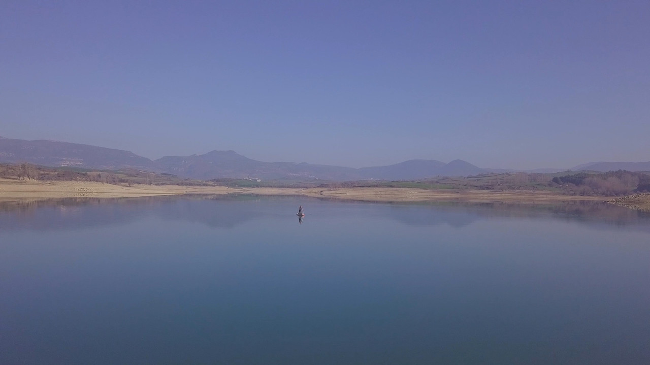 OASIS (2023) movie backdrop