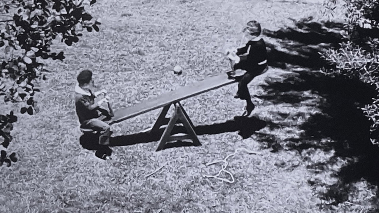 The Seesaw and the Shoes (1945) movie backdrop