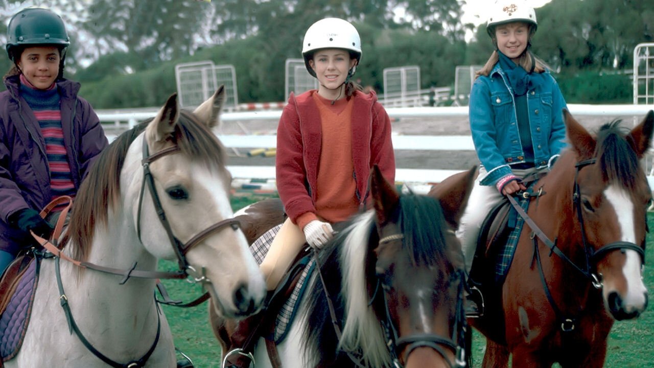 The Saddle Club (2001) TV show backdrop