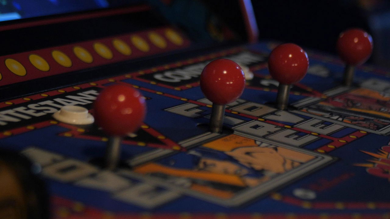 Insert Coin (2020) movie backdrop
