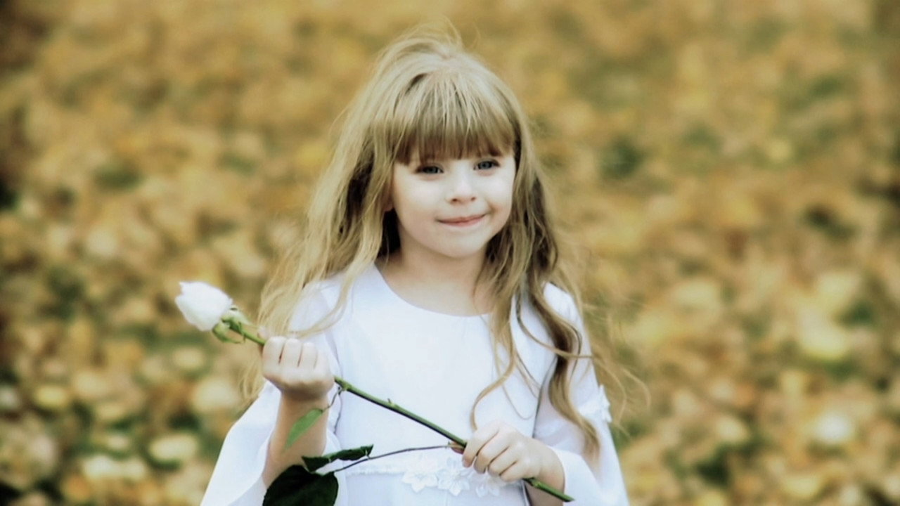 Elizabeth's Gift (2012) movie backdrop