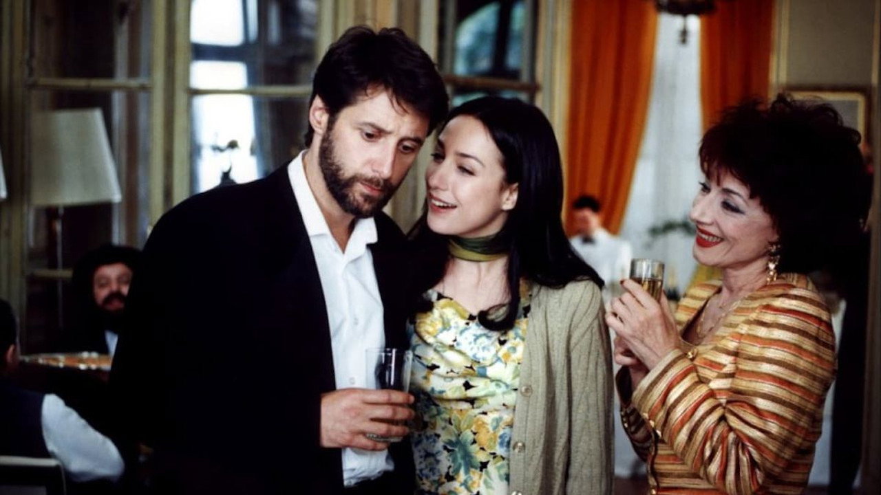 Man Is a Woman (1998) movie backdrop