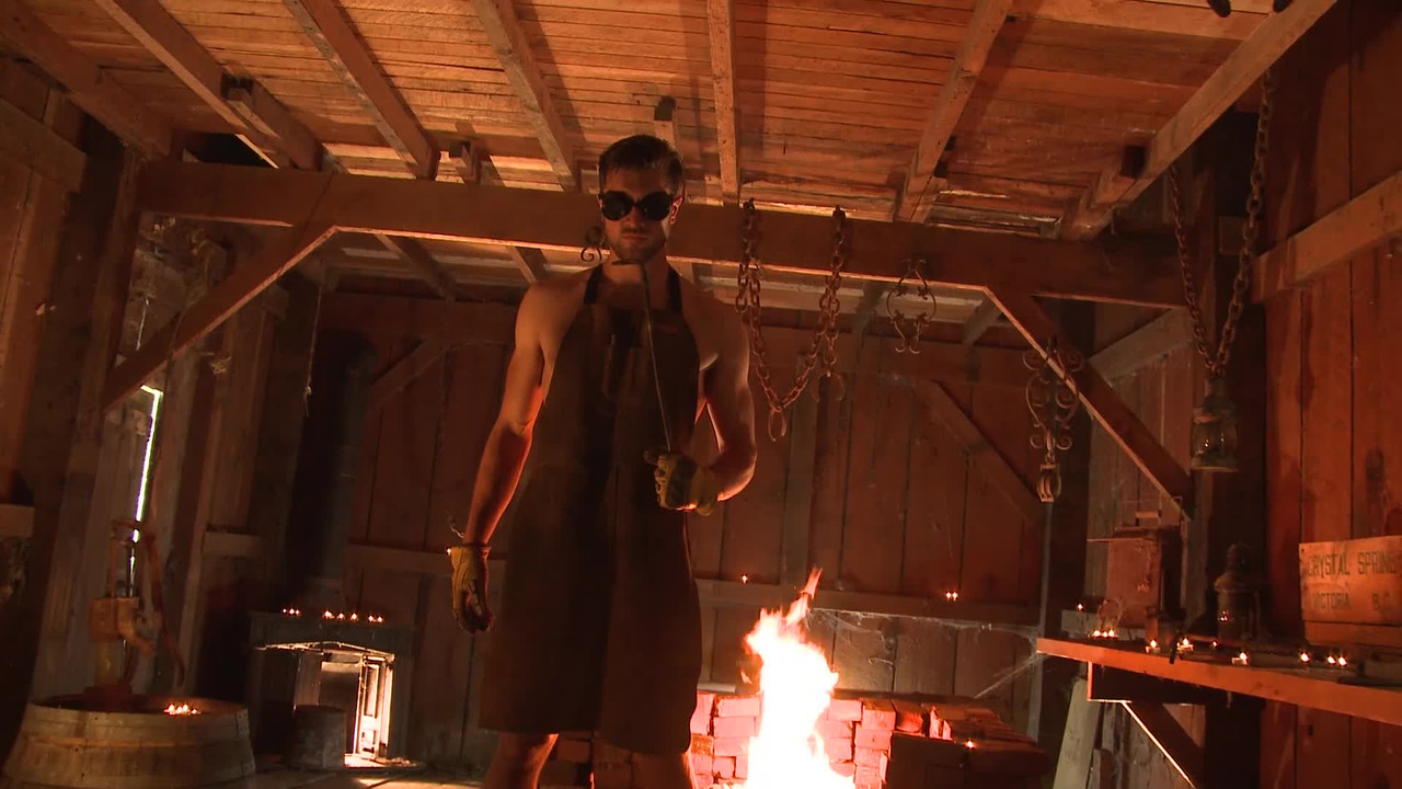 Bloody Blacksmith (2016) movie backdrop