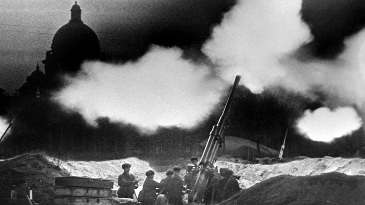 Leningrad. Stimmen einer belagerten Stadt (2024) movie backdrop