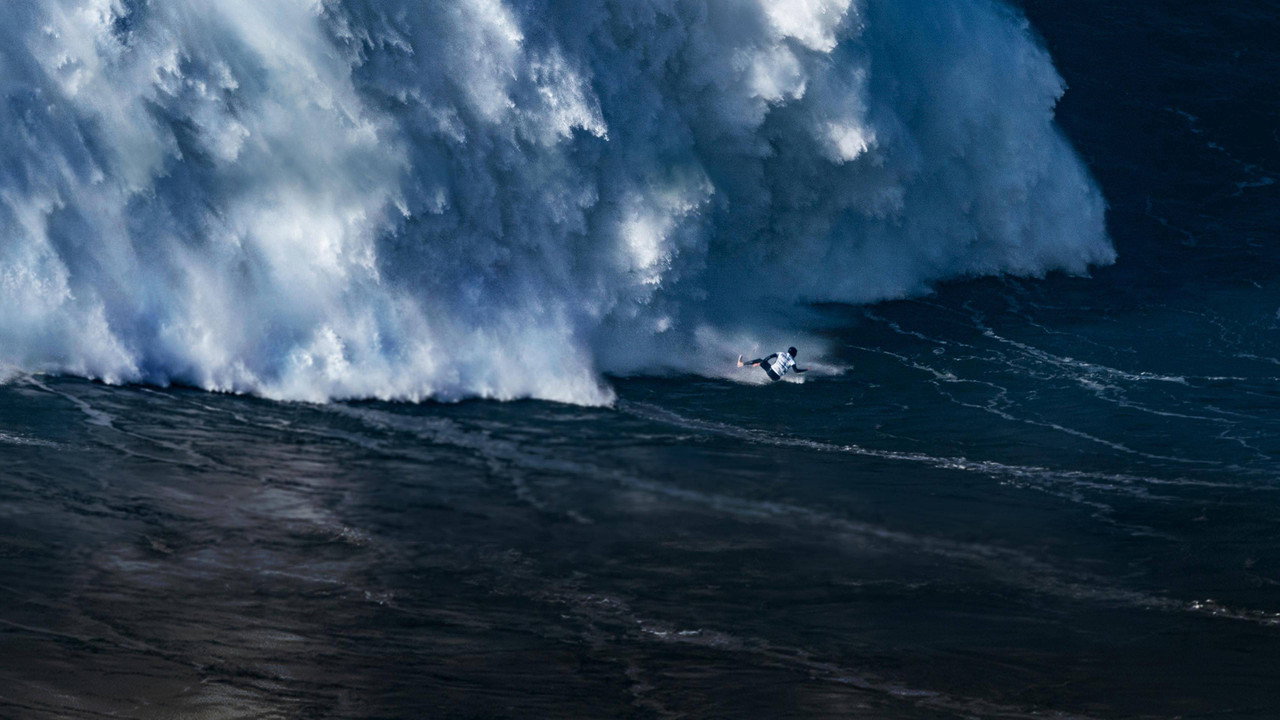 100 Foot Wave (2021) TV show backdrop
