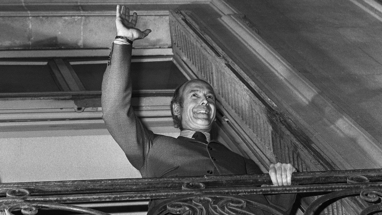 1974, l'alternance Giscard (2019) movie backdrop