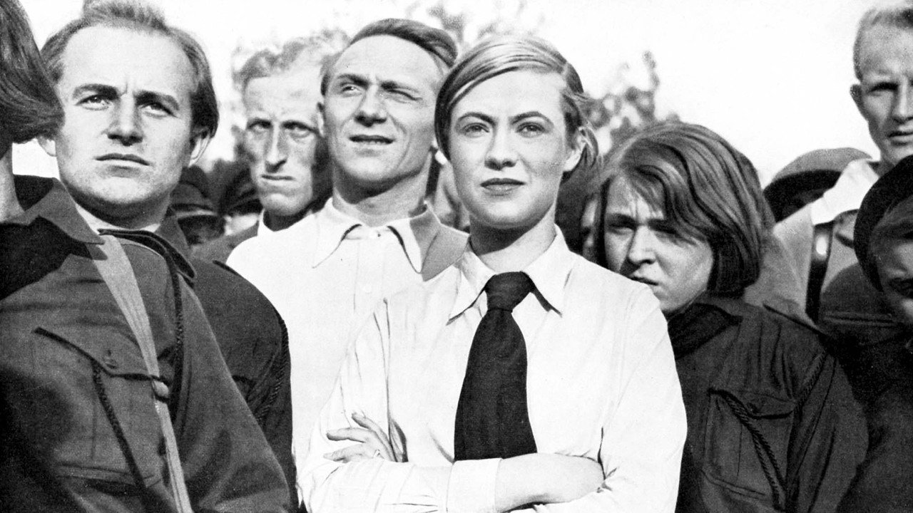 Kuhle Wampe or Who Owns the World? (1932) movie backdrop