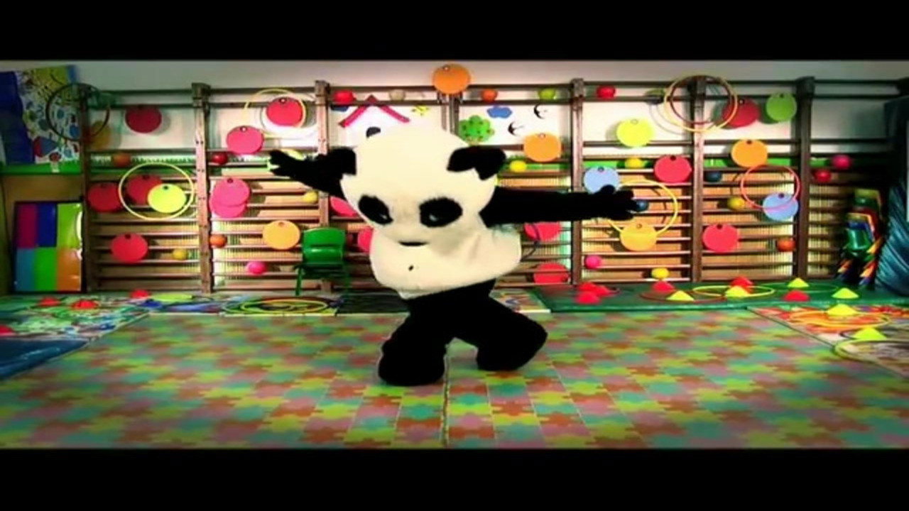Panda Goes to School (2008) movie backdrop