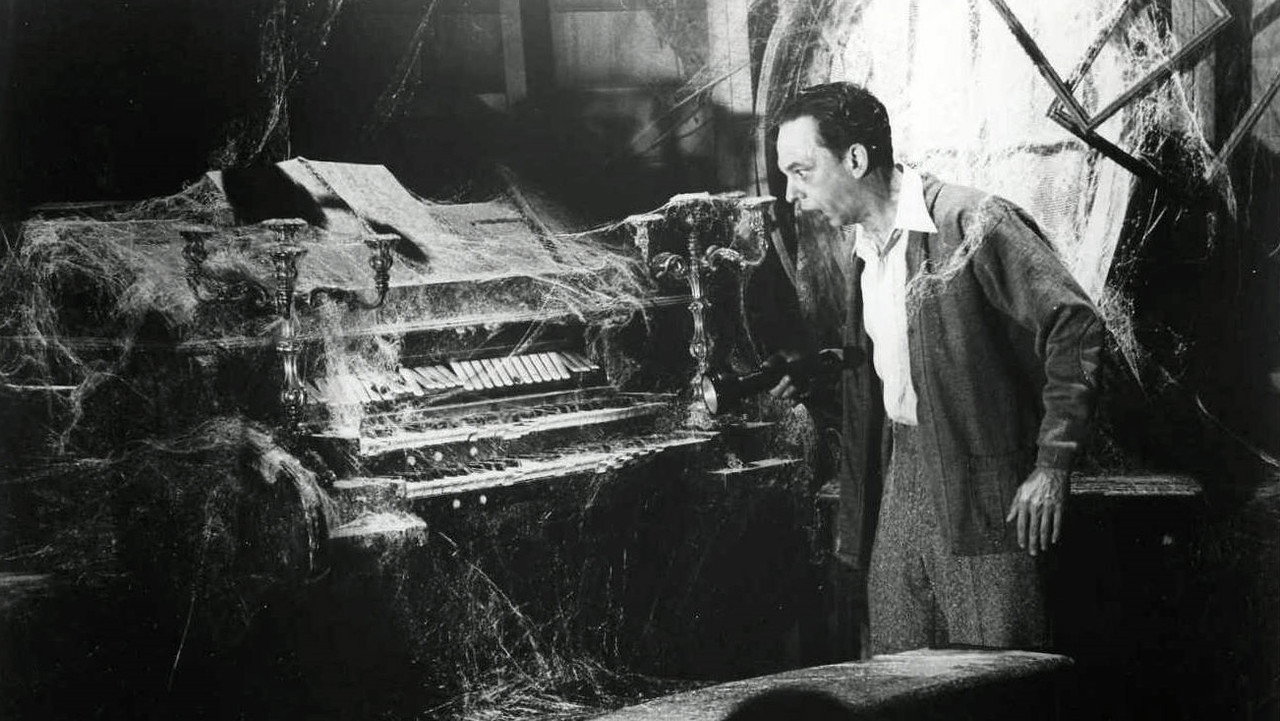 The Ghost Mr Chicken (1966) movie backdrop