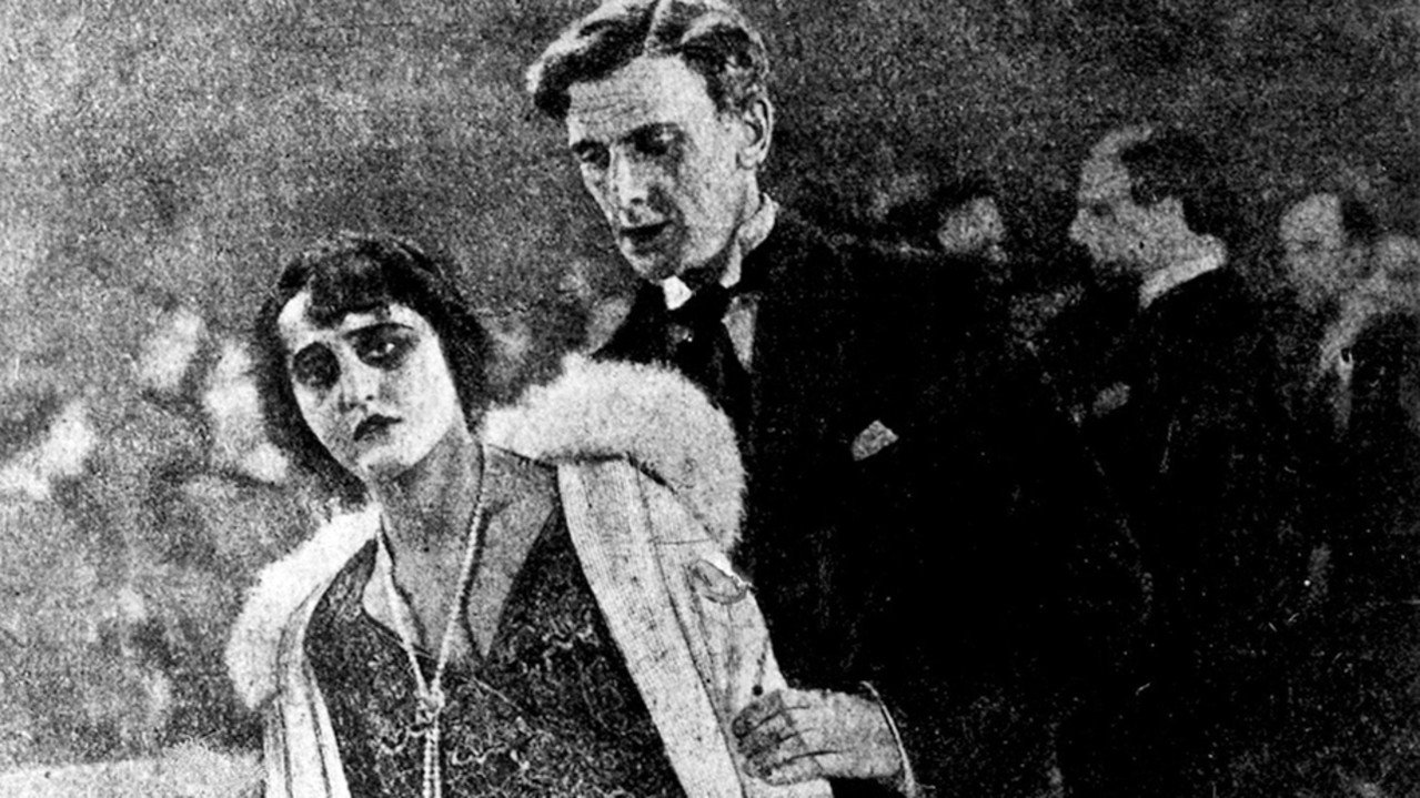 Be Silent, My Sorrow, Be Silent (1918) movie backdrop