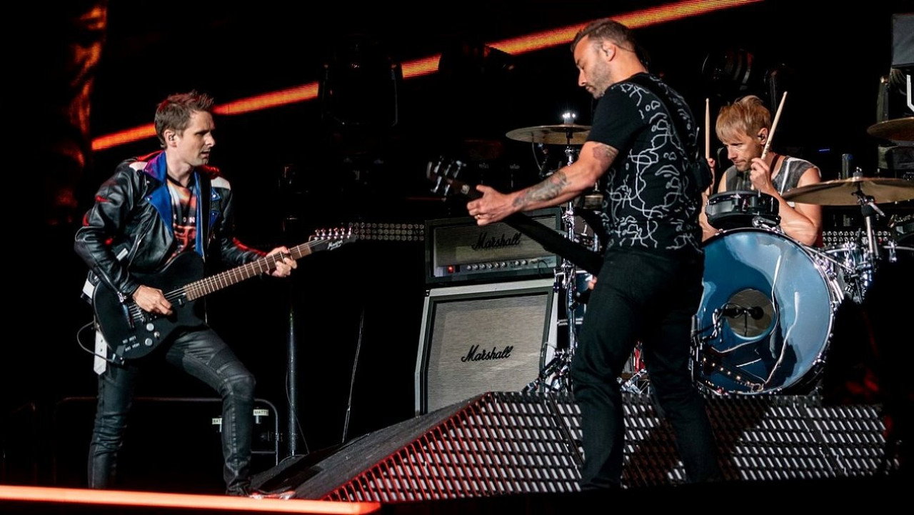 Muse - Absolution Tour (2005) movie backdrop