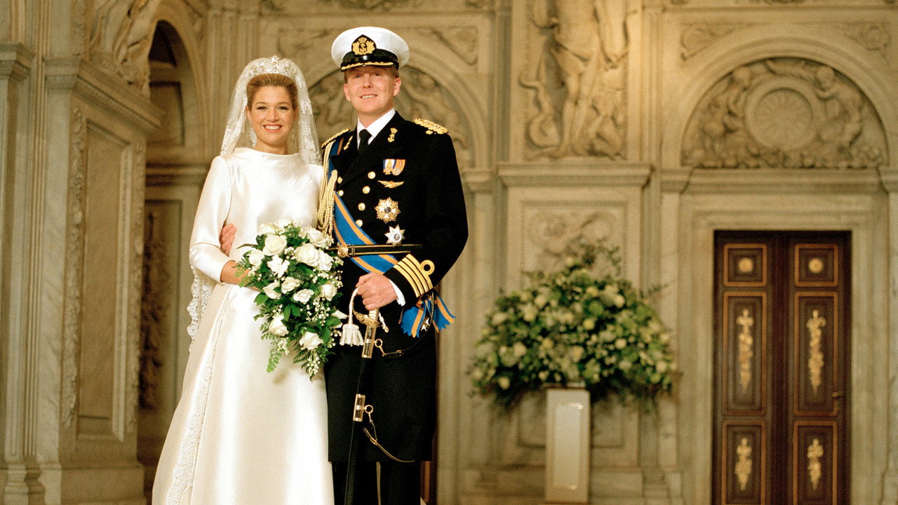 A porcelain wedding (2022) TV show backdrop