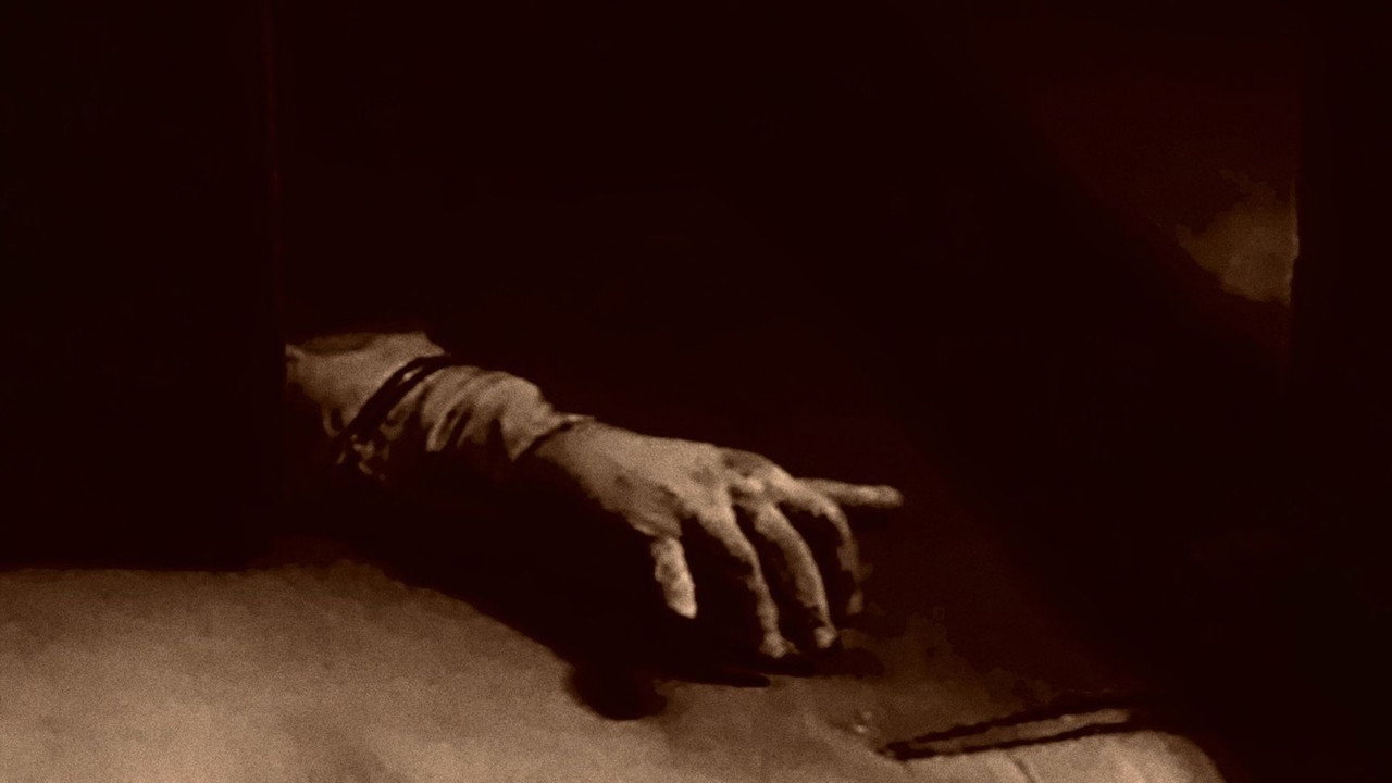 The Crawling Hand (1963) movie backdrop