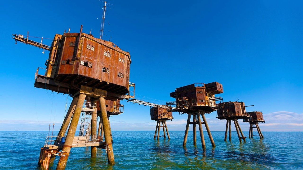 Abandoned Engineering (2017) TV show backdrop