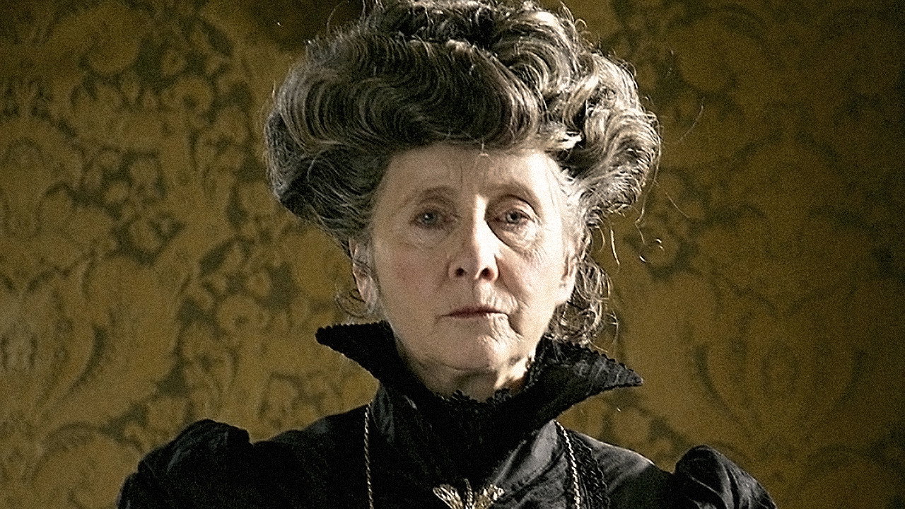 Who Killed Mrs De Ropp? (2007) movie backdrop