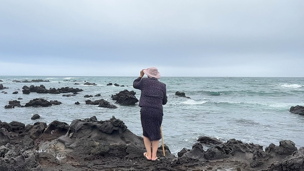Memories Showers Seas (2025) movie backdrop