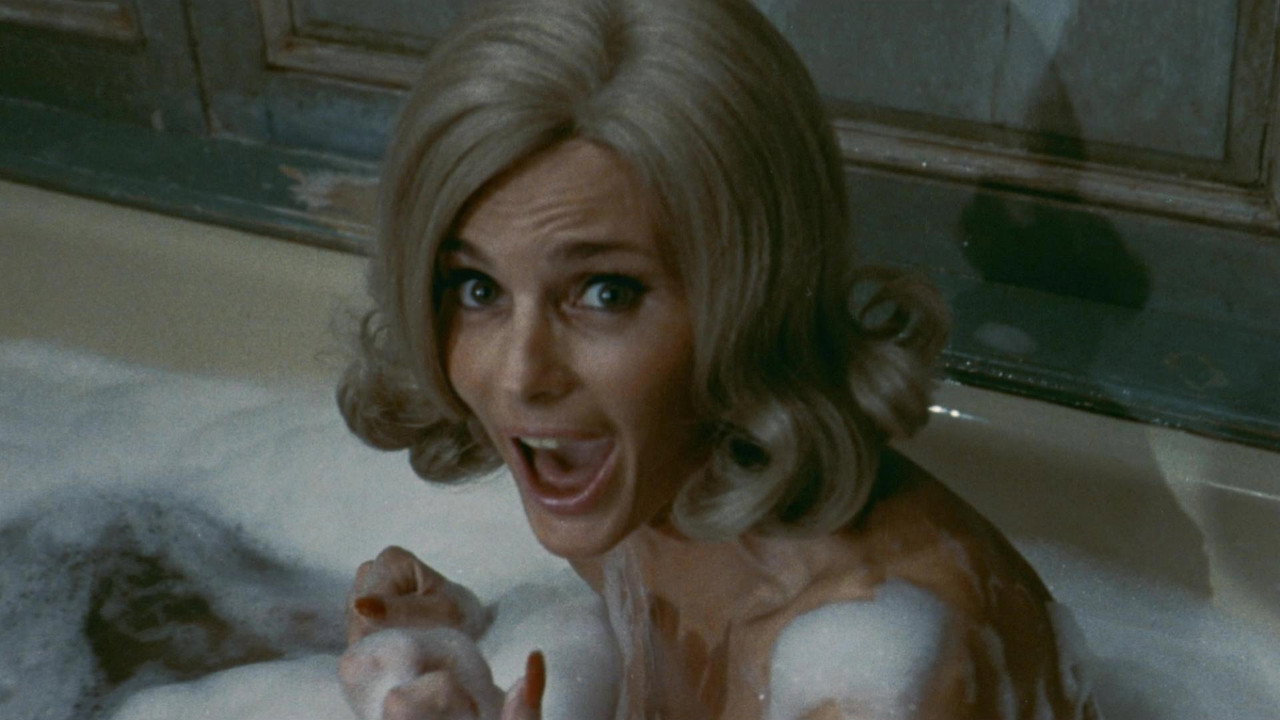 The Intruder (1975) movie backdrop