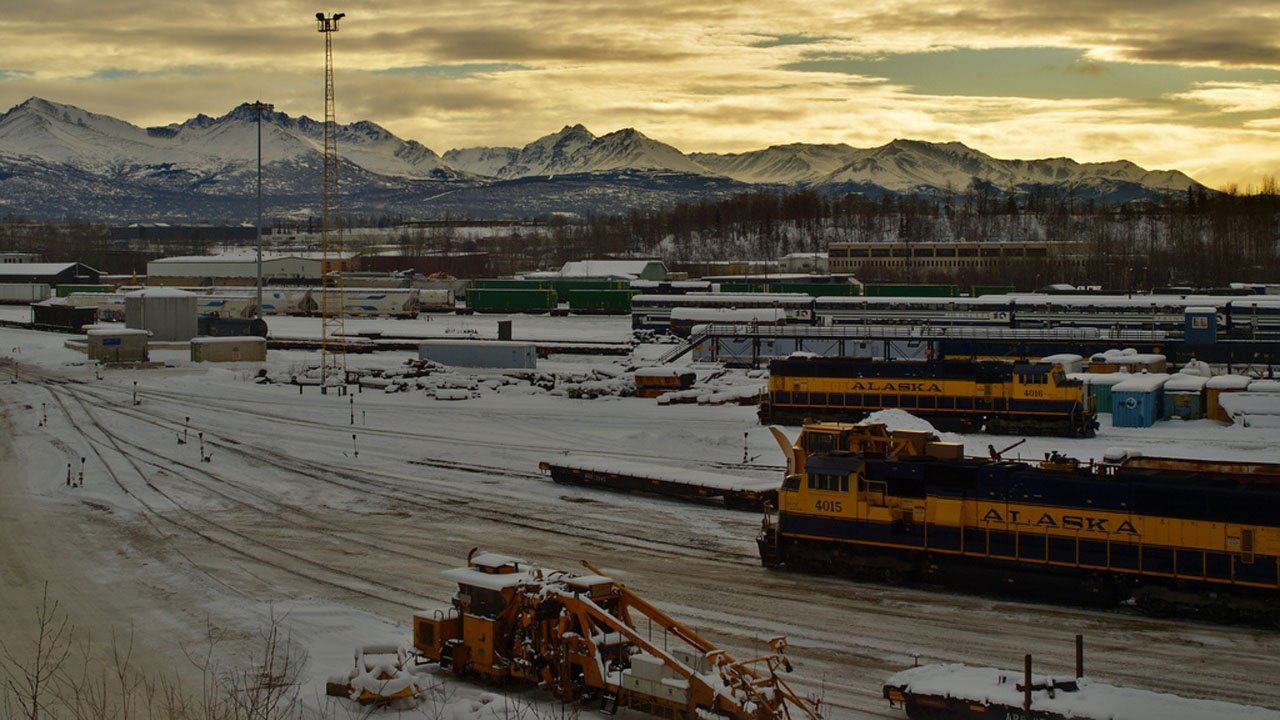 Railroad Alaska (2013) TV show backdrop