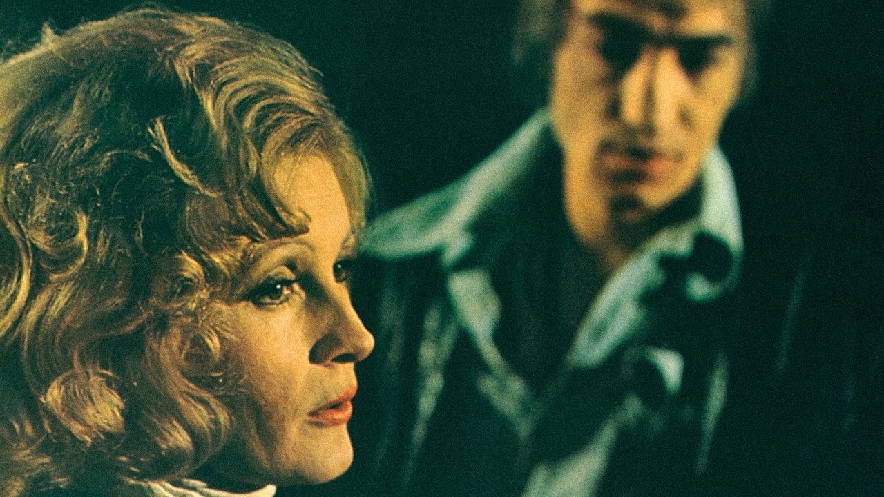 Mother Küsters Goes to Heaven (1975) movie backdrop