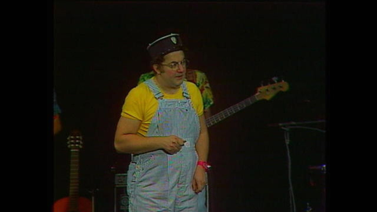 Coluche : C'est pour rire (1976) movie backdrop