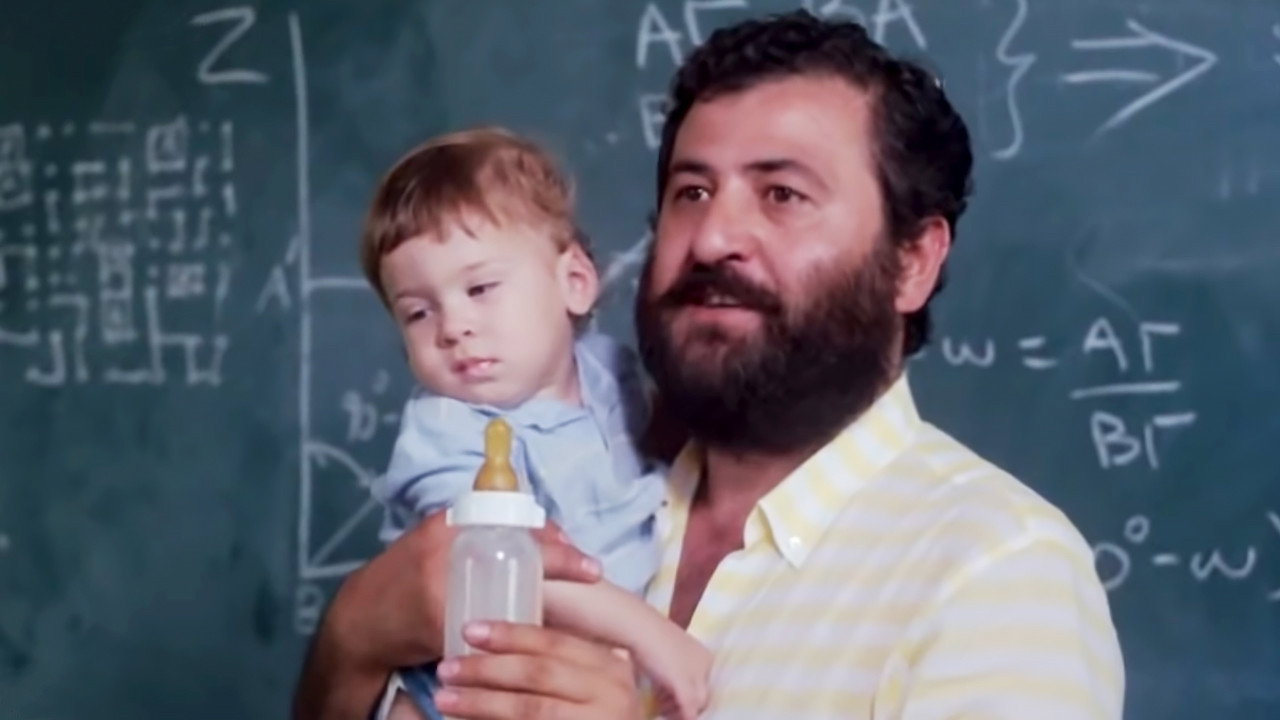 Daskale ti didaskes? (1983) movie backdrop