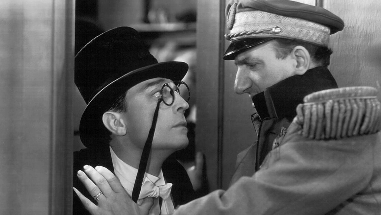 Speak Easily (1932) movie backdrop