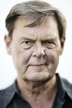 Ulf Pilgaard in Open Hearts