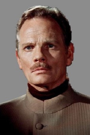 Allan Cuthbertson in Solo for Sparrow
