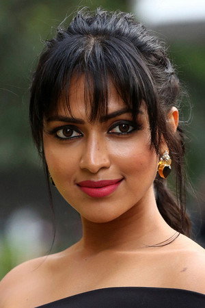 Amala Paul in Janda Pai Kapiraju