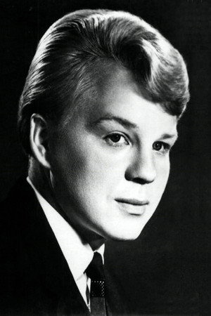 Igor Pushkaryov in A Warm Place