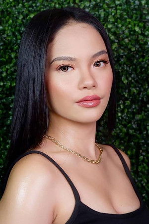 Arah Alonzo in Online Selling